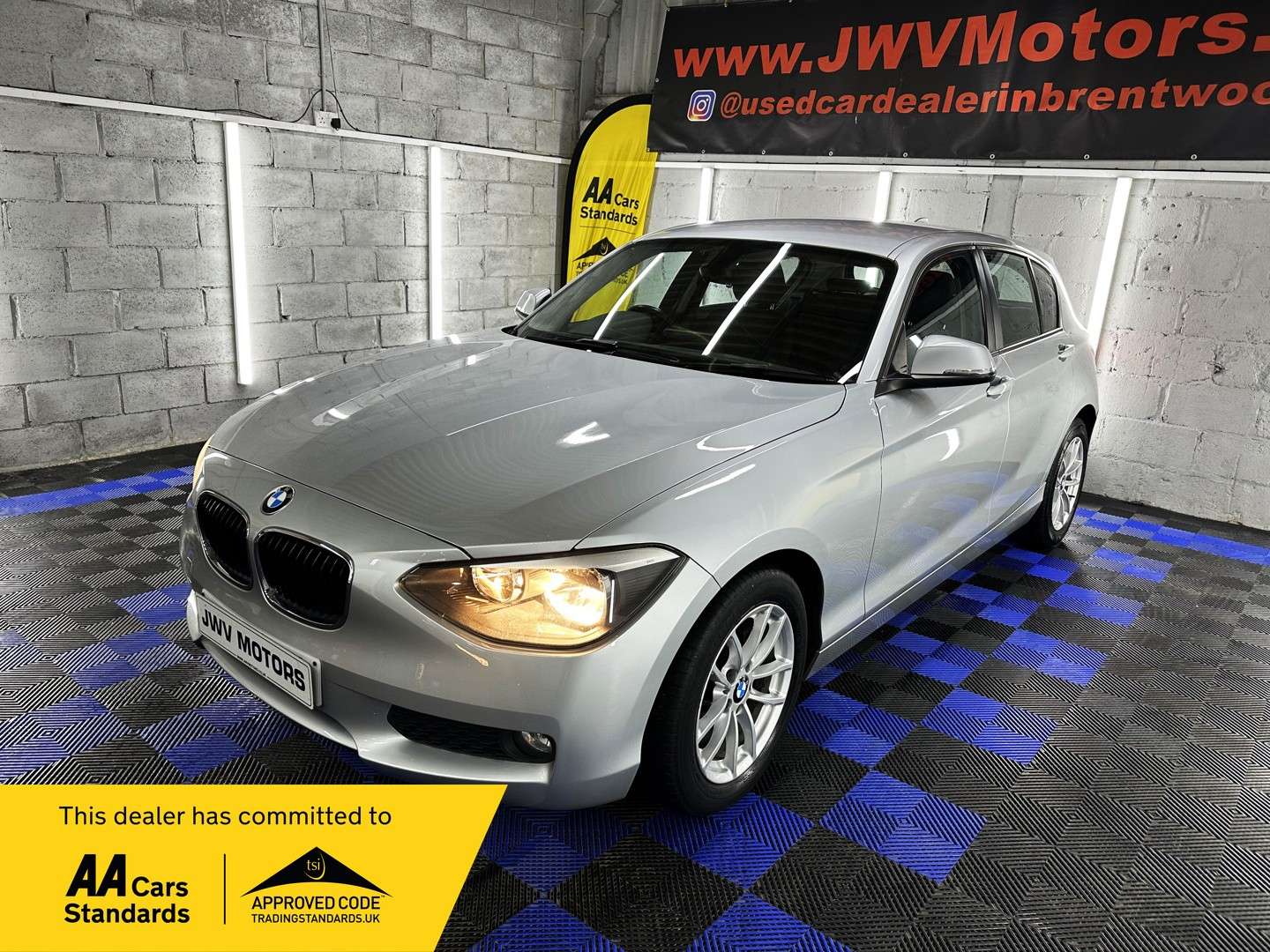 2012 BMW 1 SERIES 2012 BMW 1 SERIES