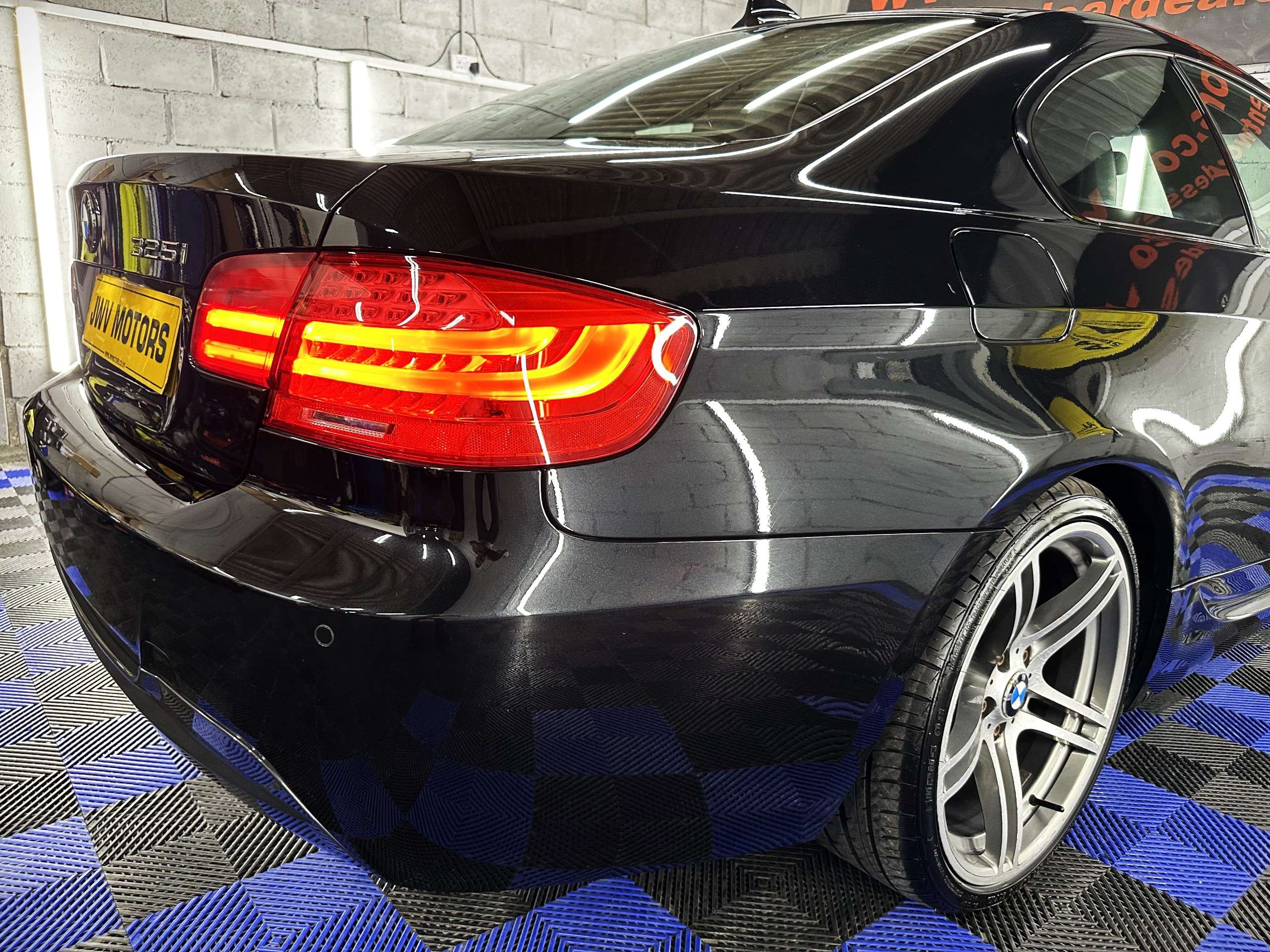 2010 BMW 3 SERIES 2010 BMW 3 SERIES