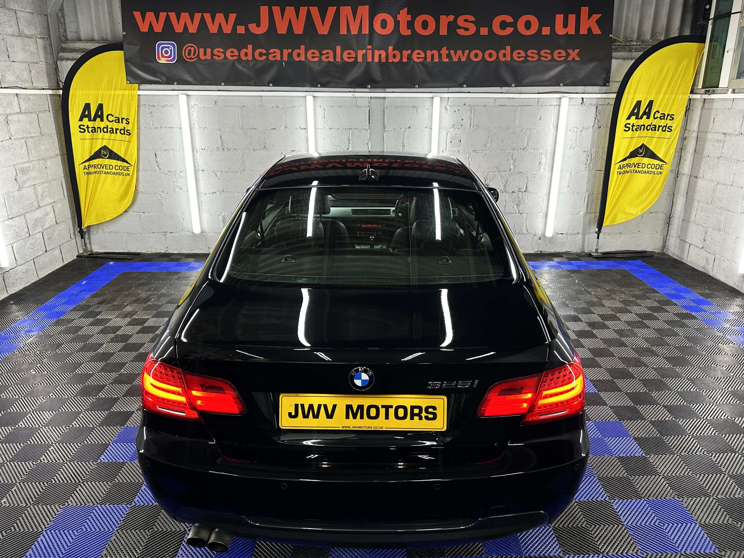 2010 BMW 3 SERIES 2010 BMW 3 SERIES