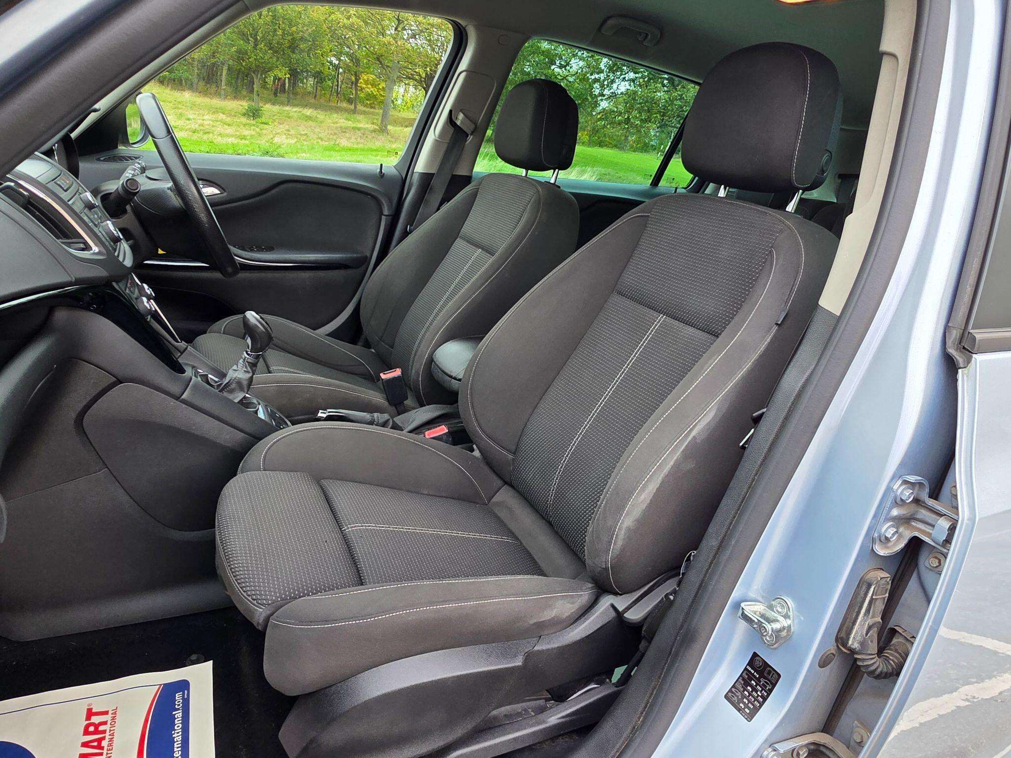 2014 VAUXHALL ZAFIRA TOURER 2014 VAUXHALL ZAFIRA TOURER