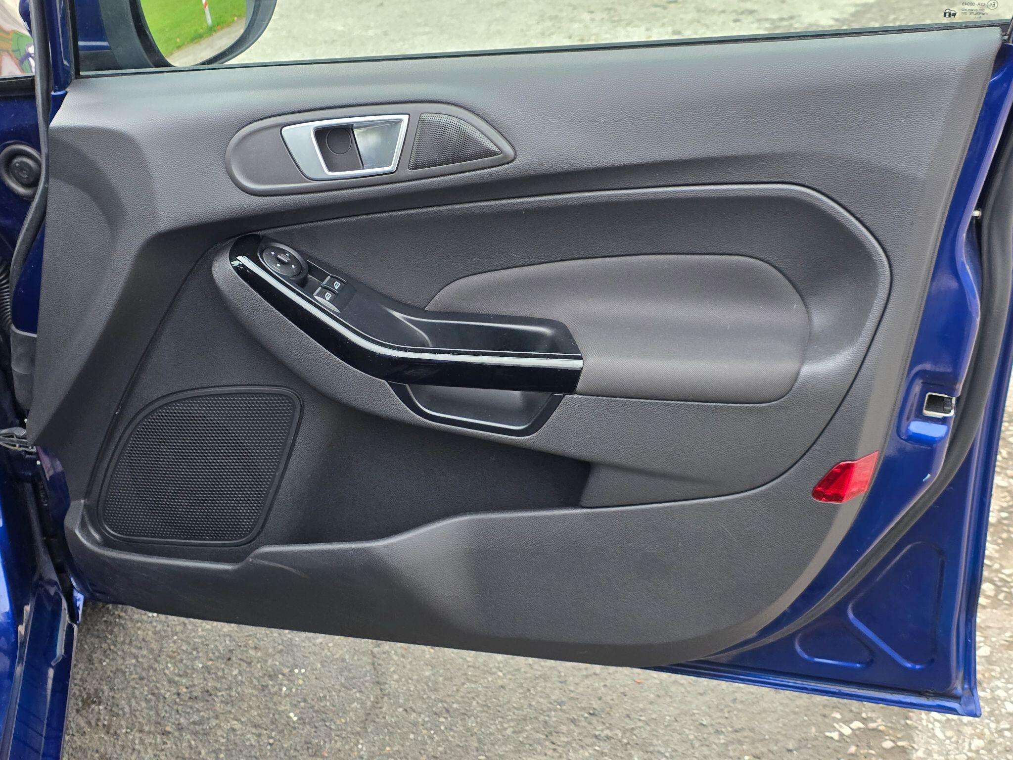 2016 FORD FIESTA 2016 FORD FIESTA