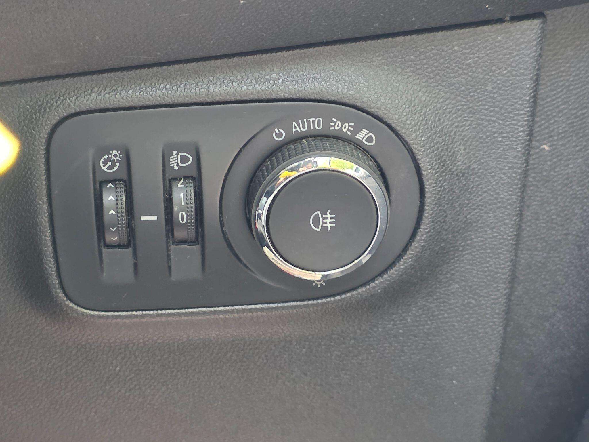 2013 VAUXHALL ADAM 2013 VAUXHALL ADAM