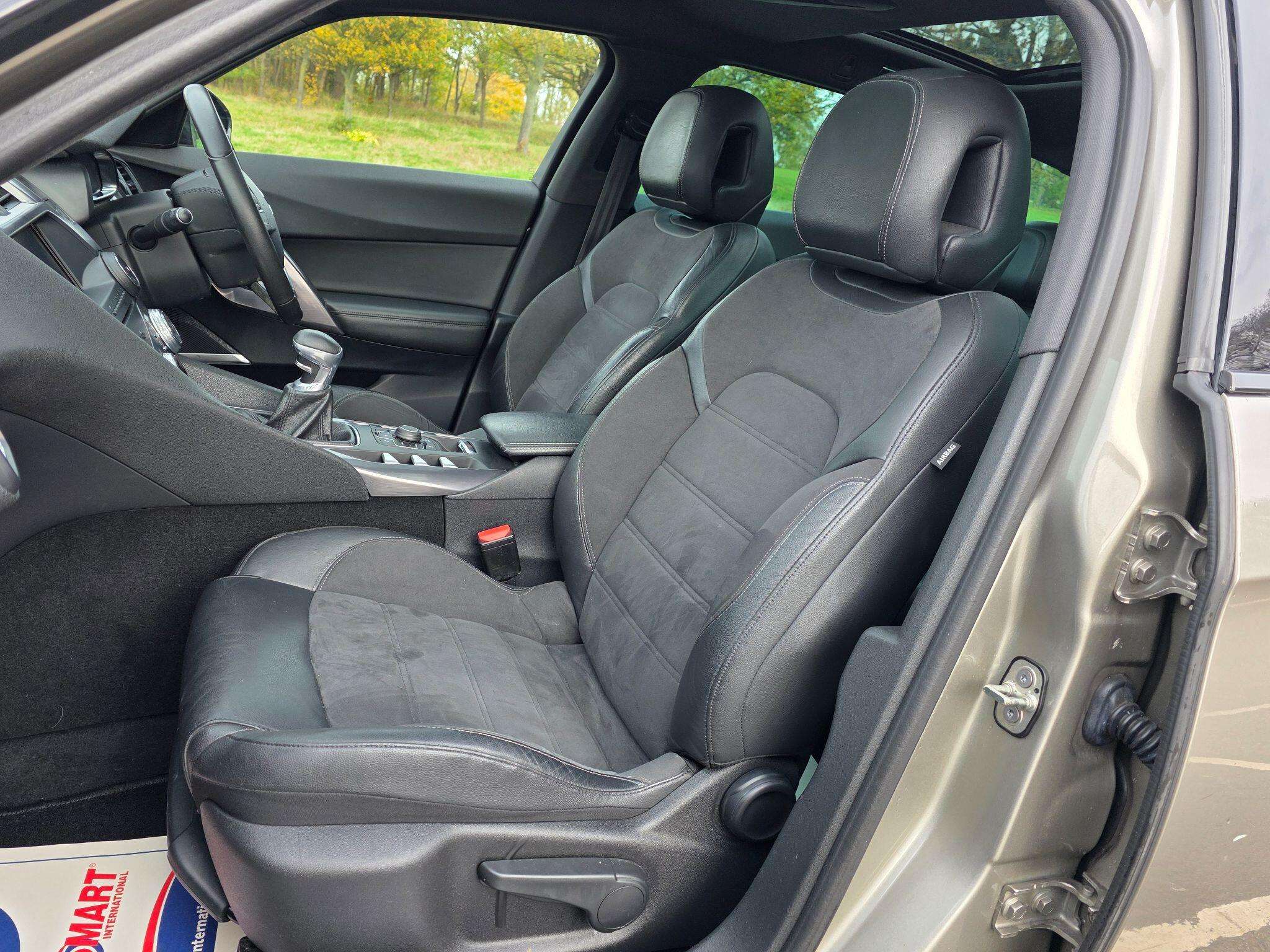 2015 CITROEN DS5 2015 CITROEN DS5