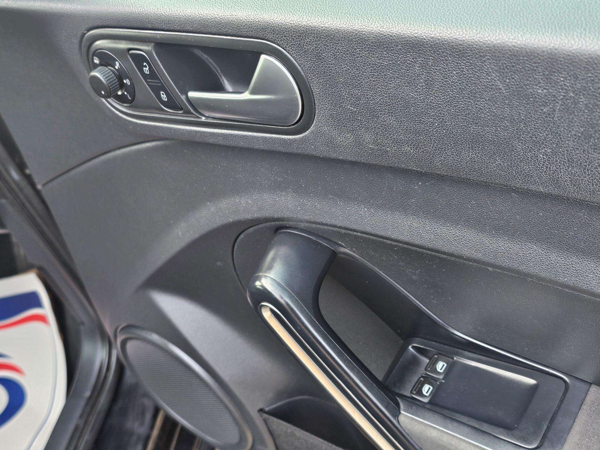 2014 VOLKSWAGEN BEETLE 2014 VOLKSWAGEN BEETLE