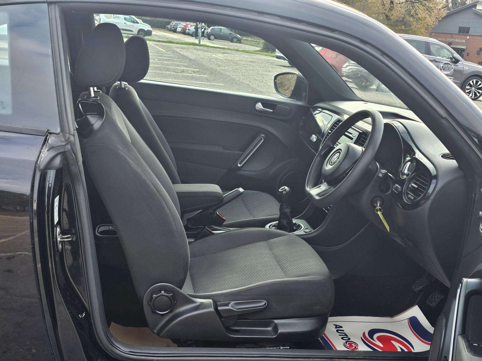 2014 VOLKSWAGEN BEETLE 2014 VOLKSWAGEN BEETLE