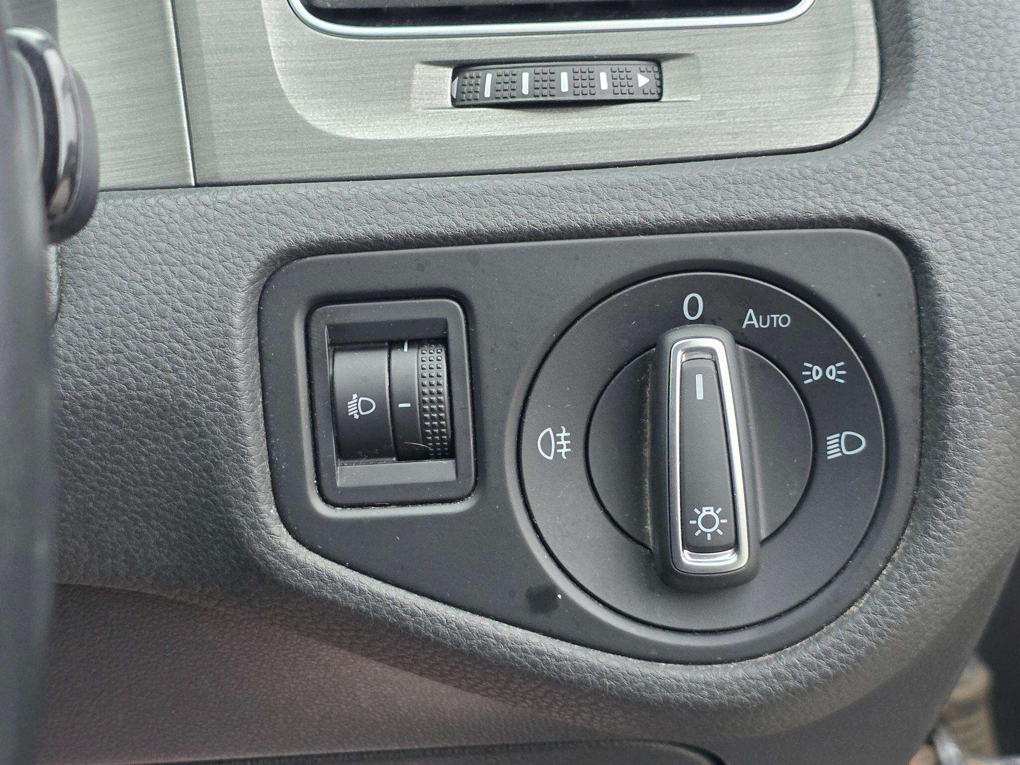 2013 VOLKSWAGEN GOLF 2013 VOLKSWAGEN GOLF