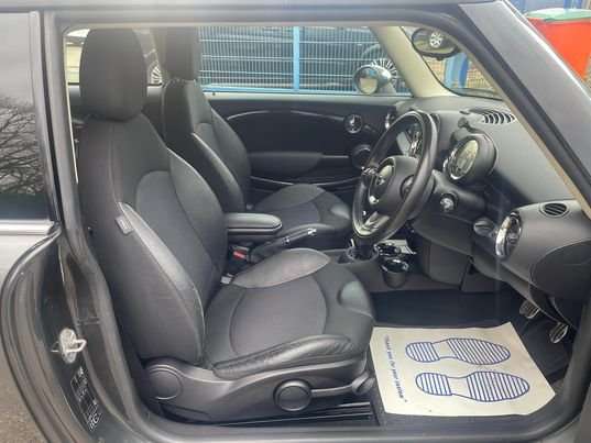 2011 MINI HATCH 2011 MINI HATCH