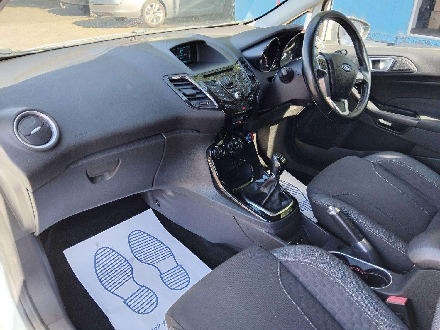 2013 FORD FIESTA 2013 FORD FIESTA