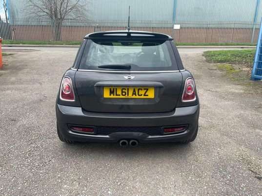 2011 MINI HATCH 2011 MINI HATCH