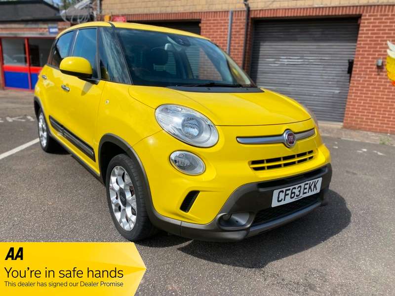 2014 FIAT 500L 2014 FIAT 500L