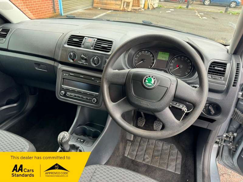 2011 SKODA ROOMSTER 2011 SKODA ROOMSTER