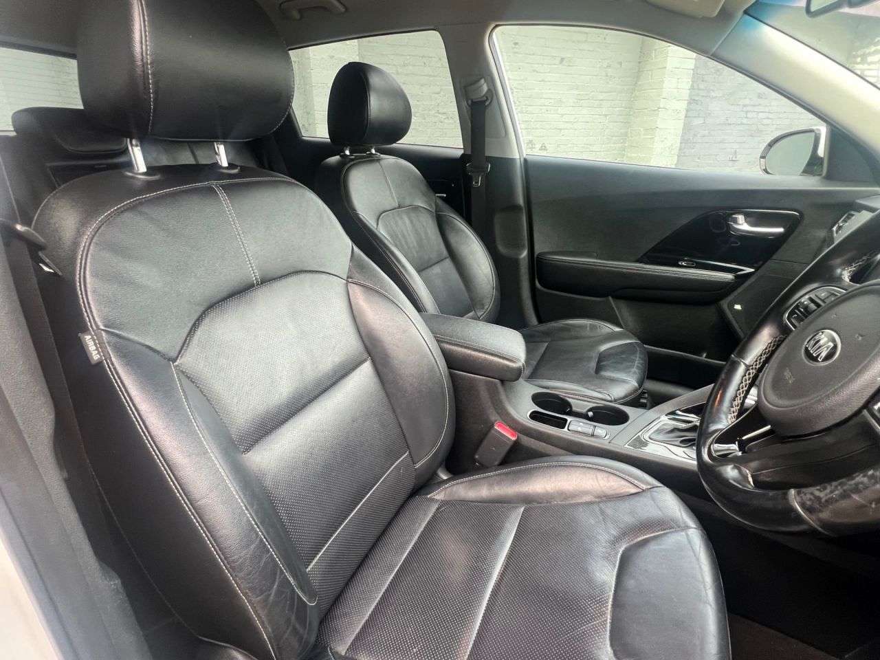 2018 KIA NIRO 2018 KIA NIRO