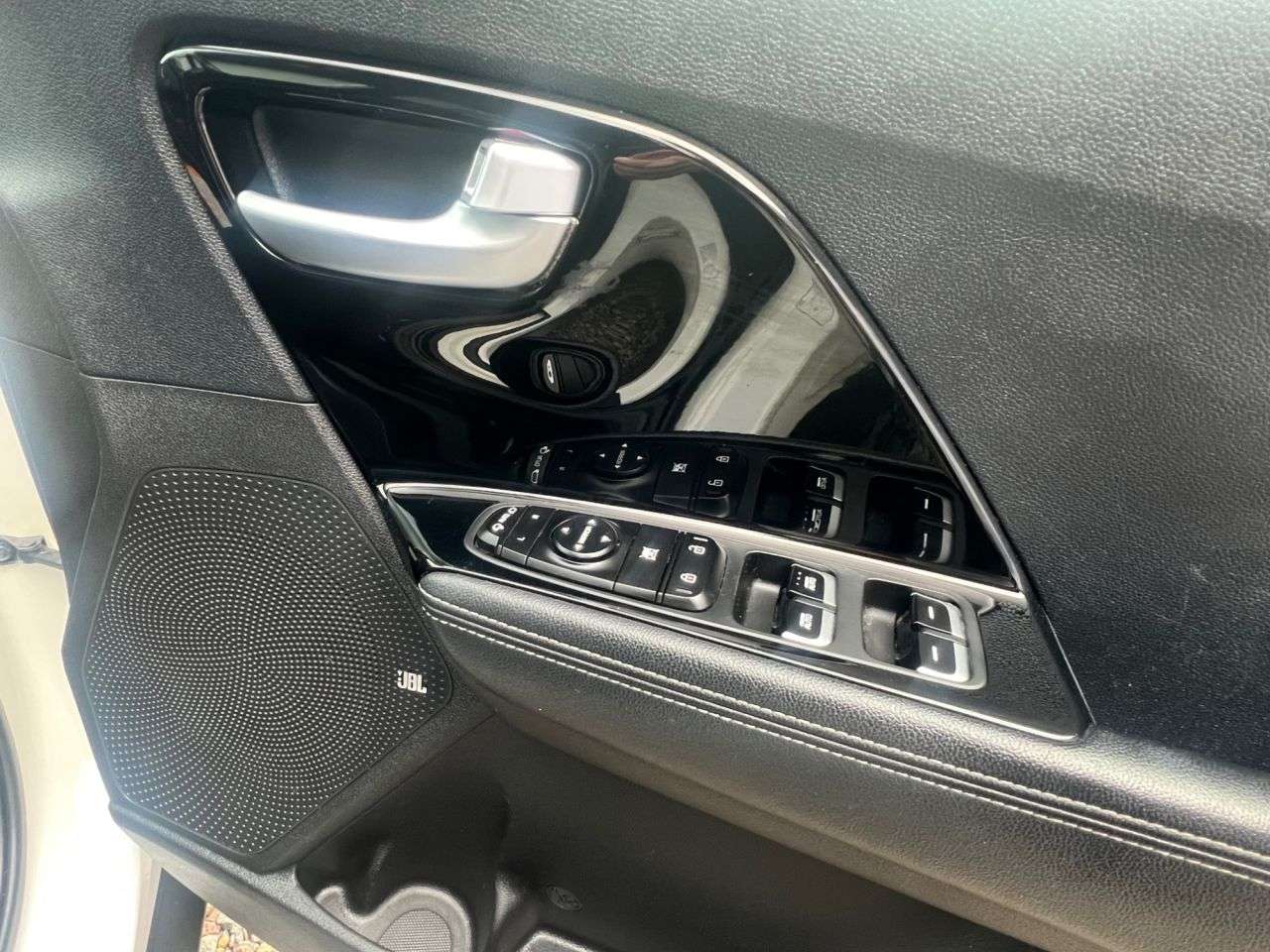 2018 KIA NIRO 2018 KIA NIRO