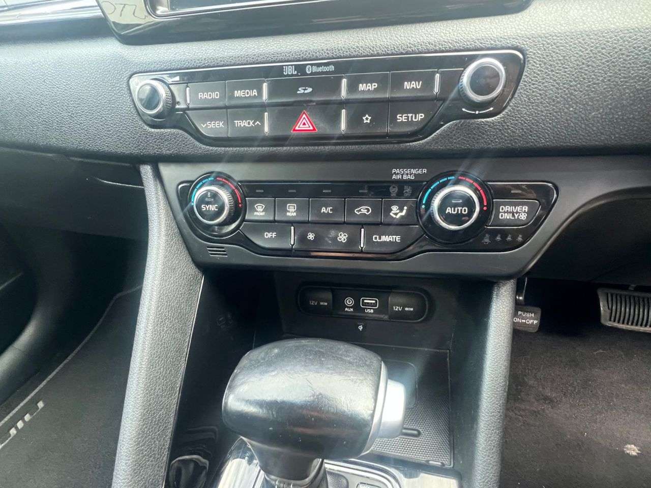 2018 KIA NIRO 2018 KIA NIRO