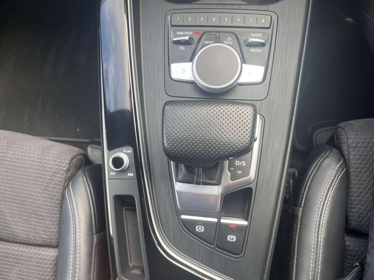 2019 AUDI A4 AVANT 2019 AUDI A4 AVANT