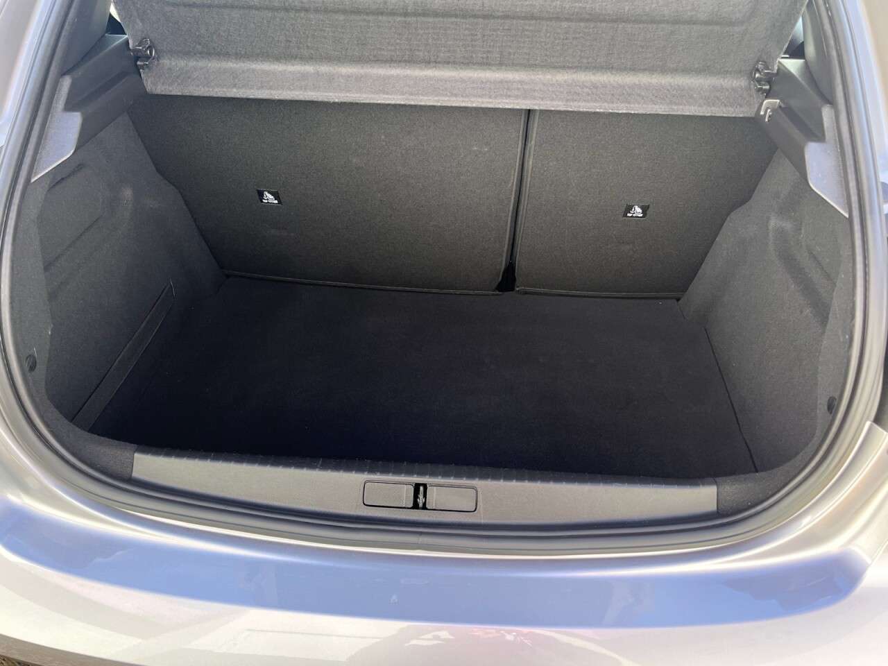 2024 PEUGEOT 208 2024 PEUGEOT 208