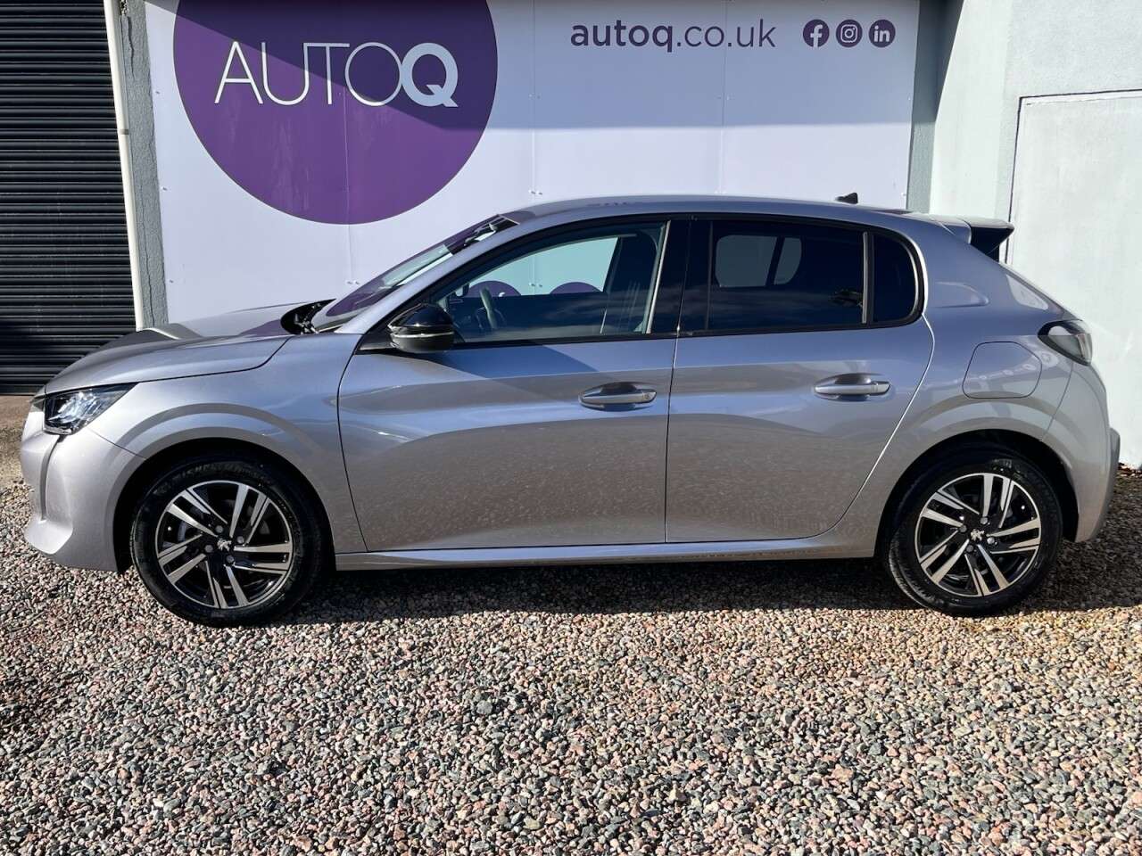 2024 PEUGEOT 208 2024 PEUGEOT 208