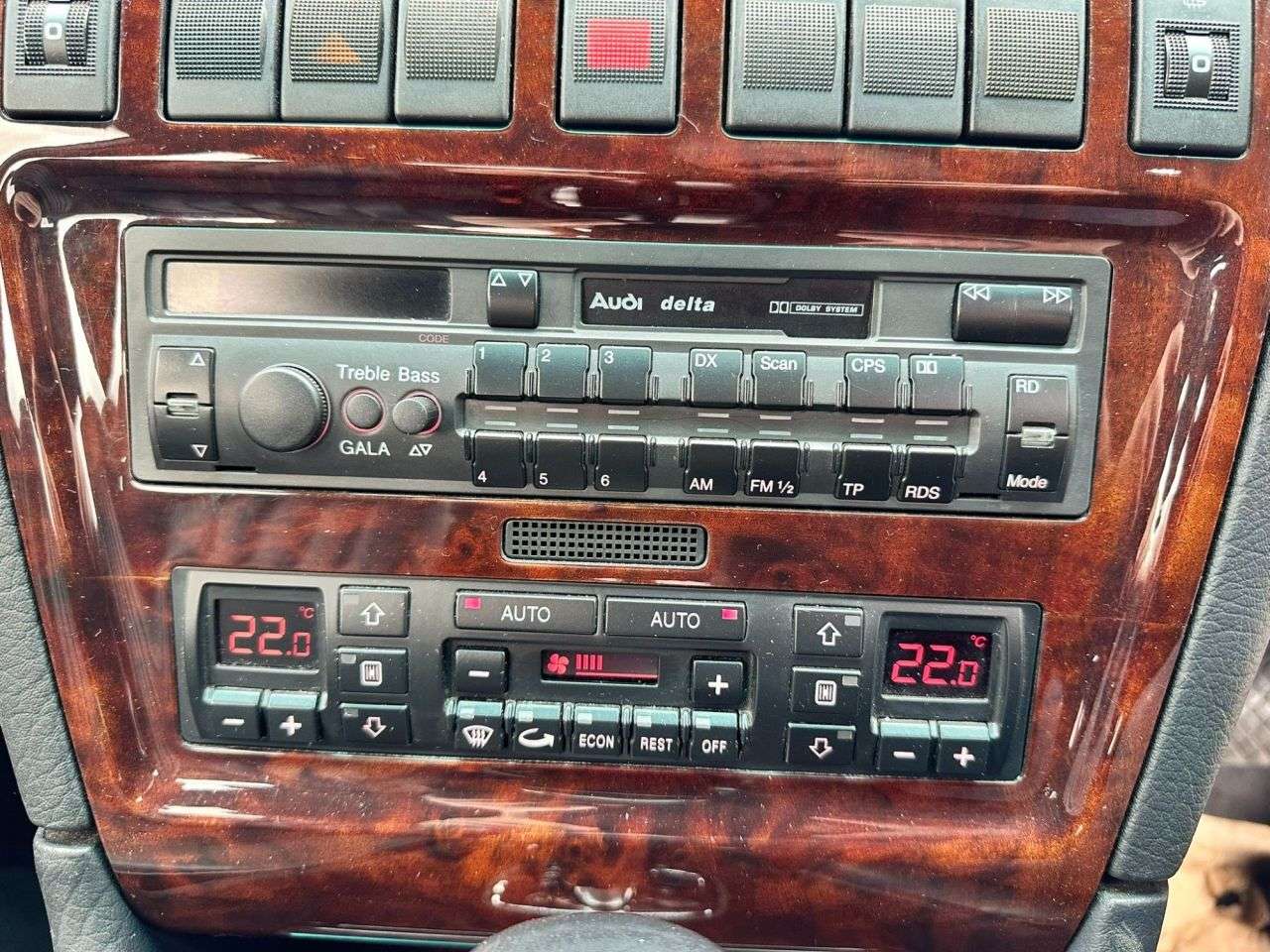 1995 AUDI A8 1995 AUDI A8