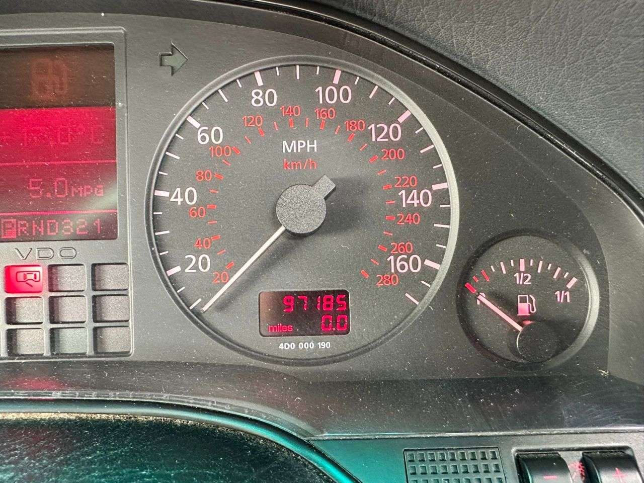 1995 AUDI A8 1995 AUDI A8