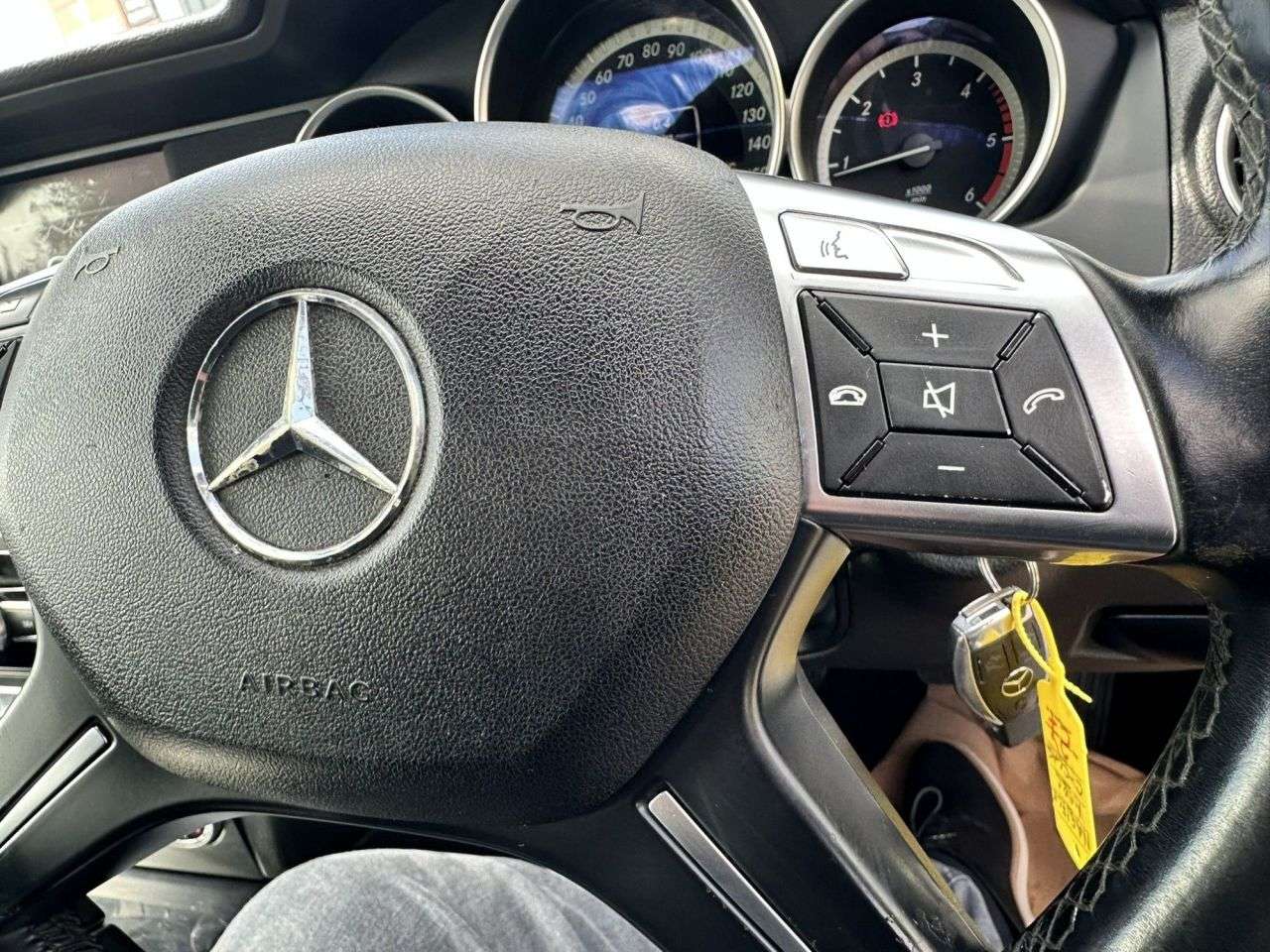 2011 MERCEDES-BENZ C-CLASS 2011 MERCEDES-BENZ C-CLASS