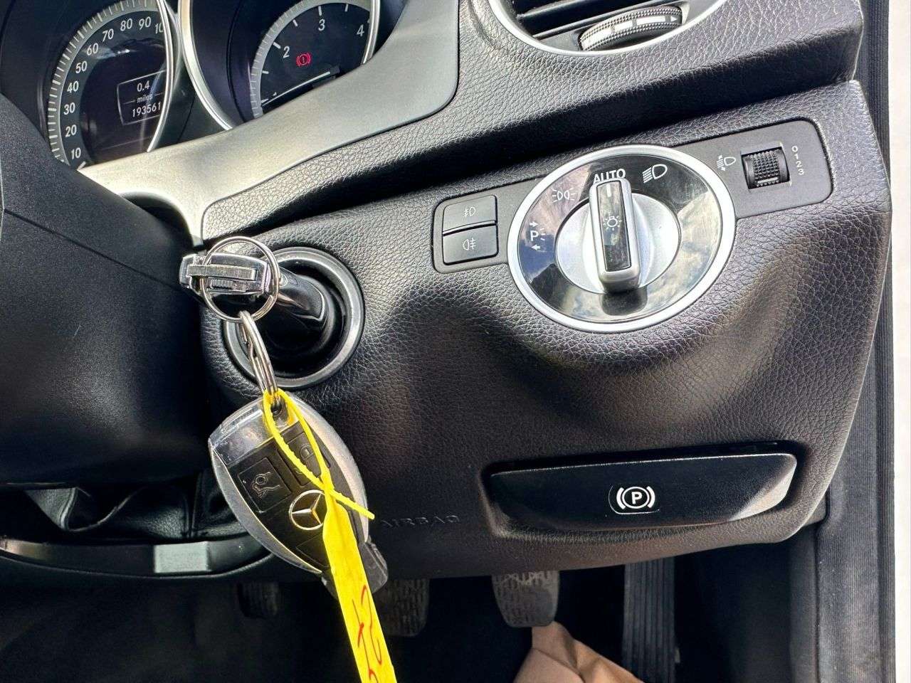 2011 MERCEDES-BENZ C-CLASS 2011 MERCEDES-BENZ C-CLASS