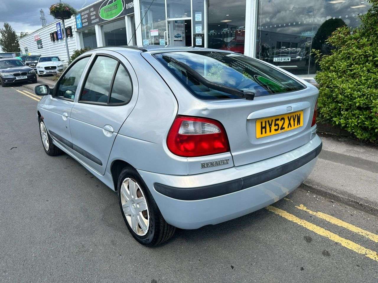 2002 RENAULT MEGANE 2002 RENAULT MEGANE