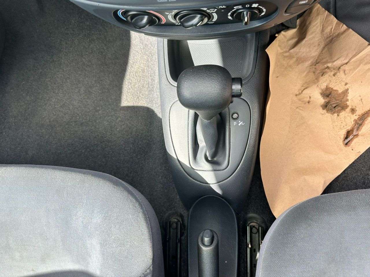 2002 RENAULT MEGANE 2002 RENAULT MEGANE