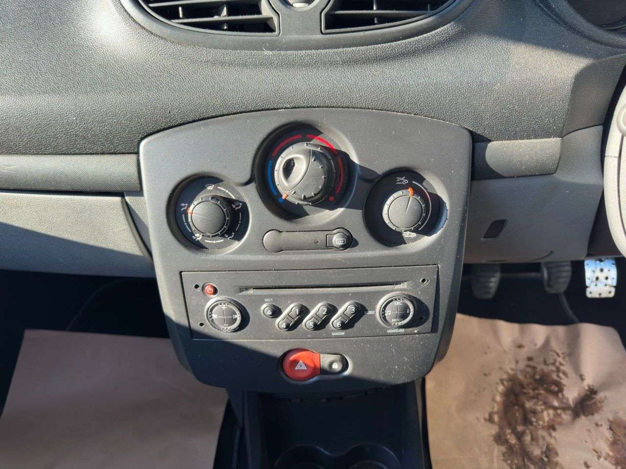 2006 RENAULT CLIO 2006 RENAULT CLIO