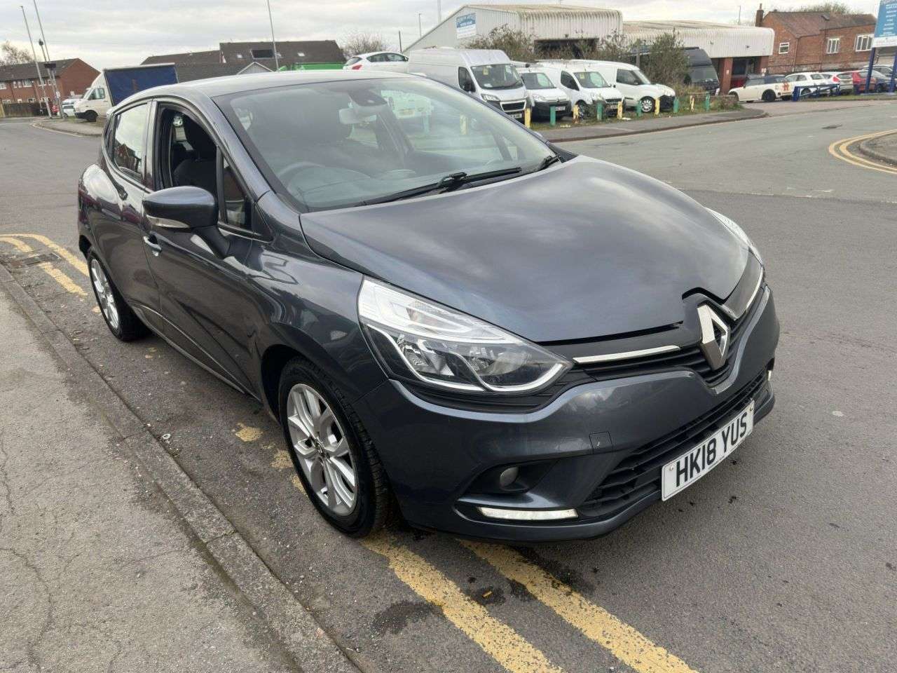 2018 RENAULT CLIO 2018 RENAULT CLIO
