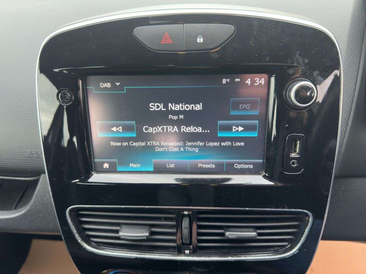 2018 RENAULT CLIO 2018 RENAULT CLIO