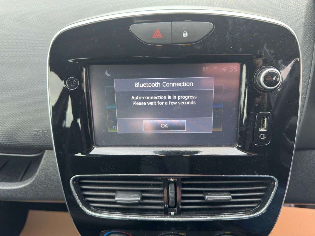 2018 RENAULT CLIO 2018 RENAULT CLIO