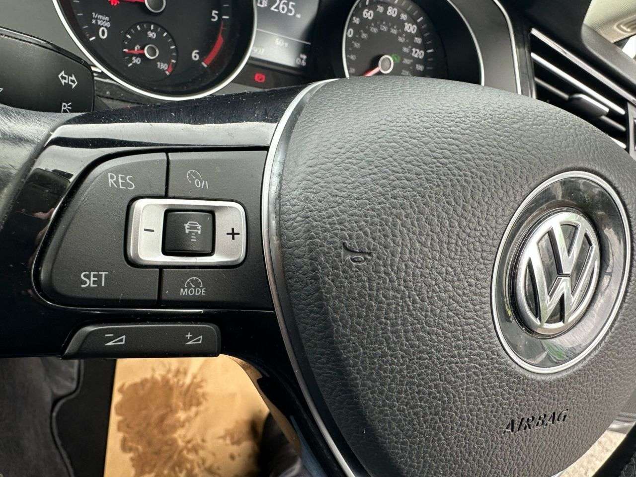 2017 VOLKSWAGEN PASSAT 2017 VOLKSWAGEN PASSAT