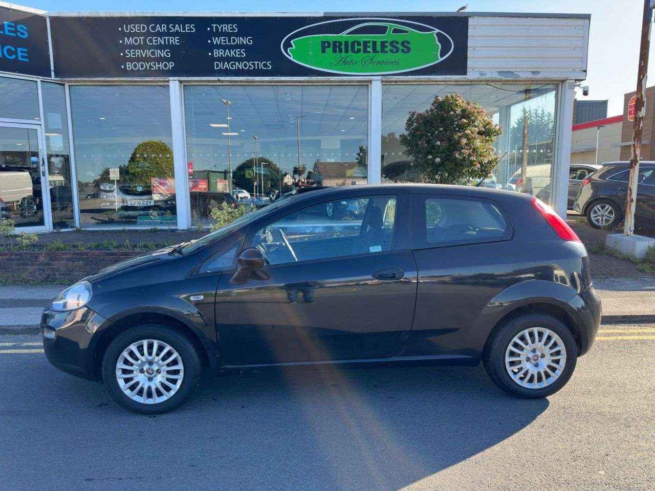 2014 FIAT PUNTO 2014 FIAT PUNTO