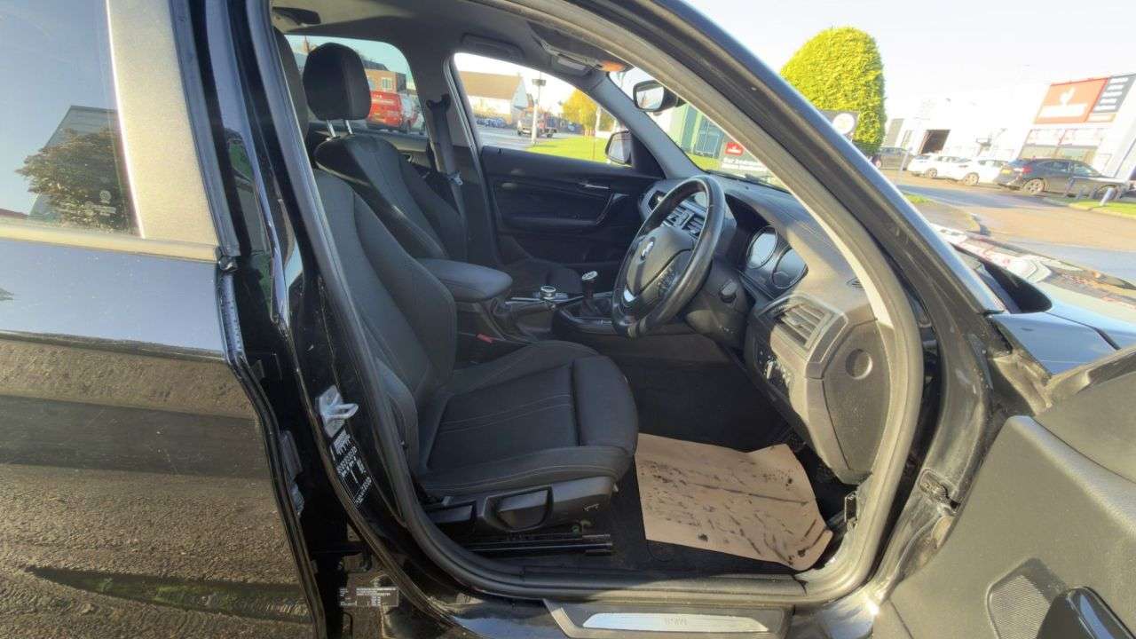 2017 BMW 1 SERIES 2017 BMW 1 SERIES