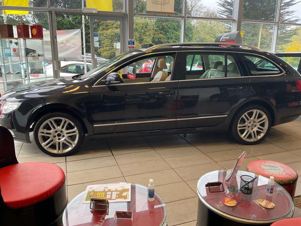 2011 SKODA SUPERB 2011 SKODA SUPERB