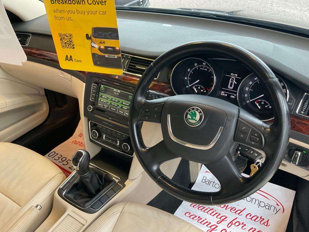 2011 SKODA SUPERB 2011 SKODA SUPERB