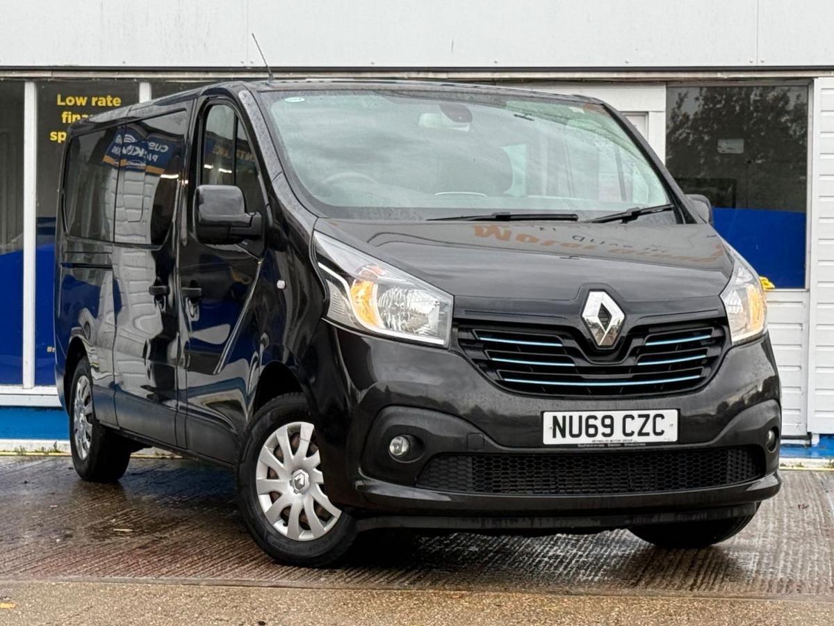 Check out this Renault Trafic 2019 Diesel Manual