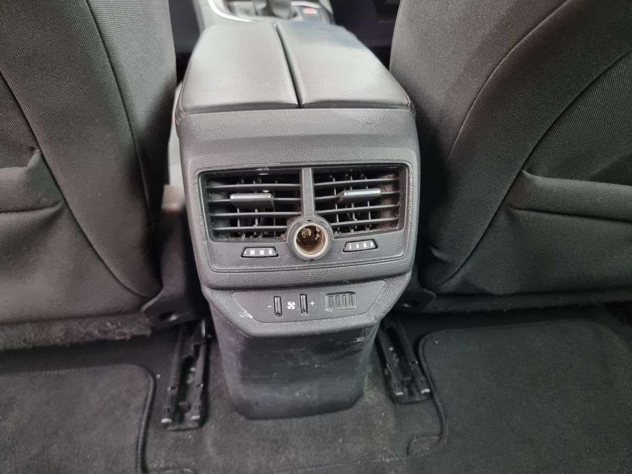 2019 PEUGEOT 5008 2019 PEUGEOT 5008