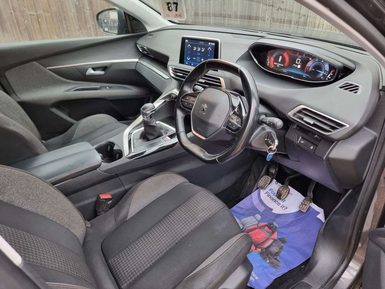 2019 PEUGEOT 5008 2019 PEUGEOT 5008