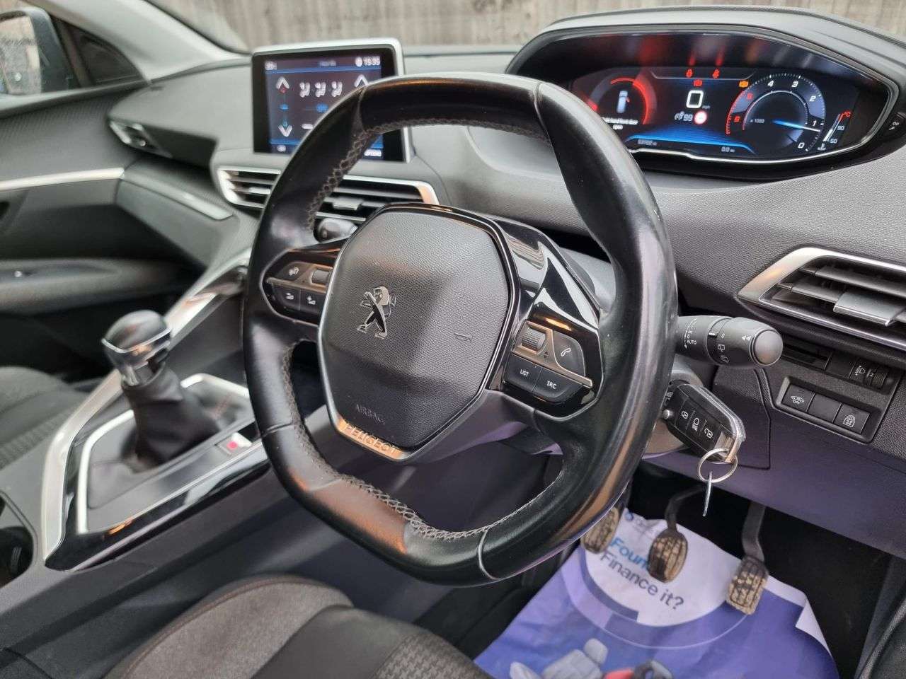 2019 PEUGEOT 5008 2019 PEUGEOT 5008