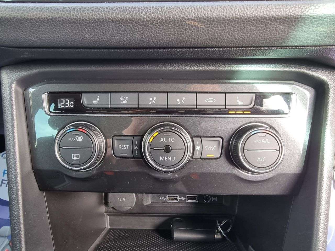 2019 VOLKSWAGEN TIGUAN 2019 VOLKSWAGEN TIGUAN