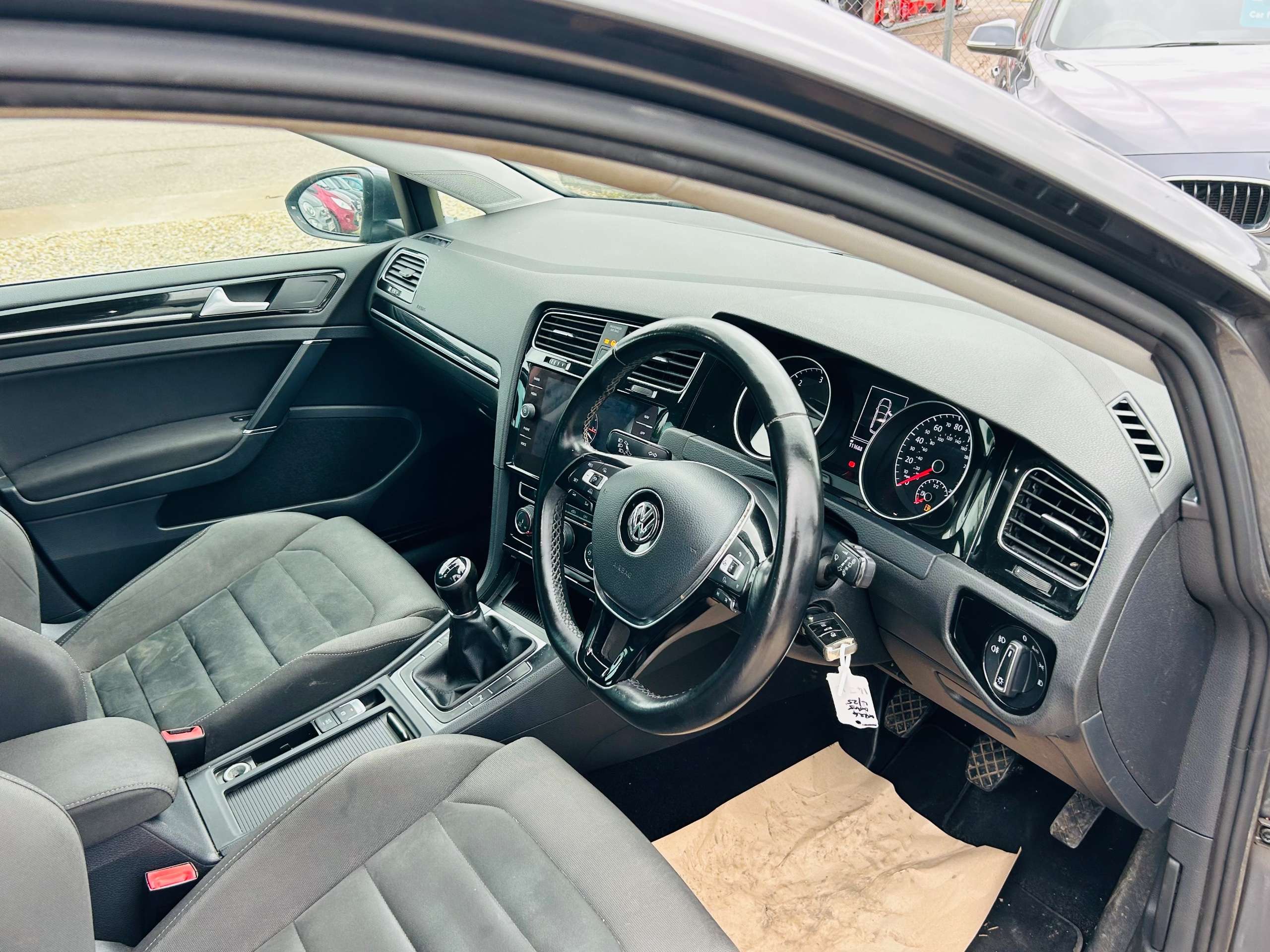 2017 VOLKSWAGEN GOLF 2017 VOLKSWAGEN GOLF