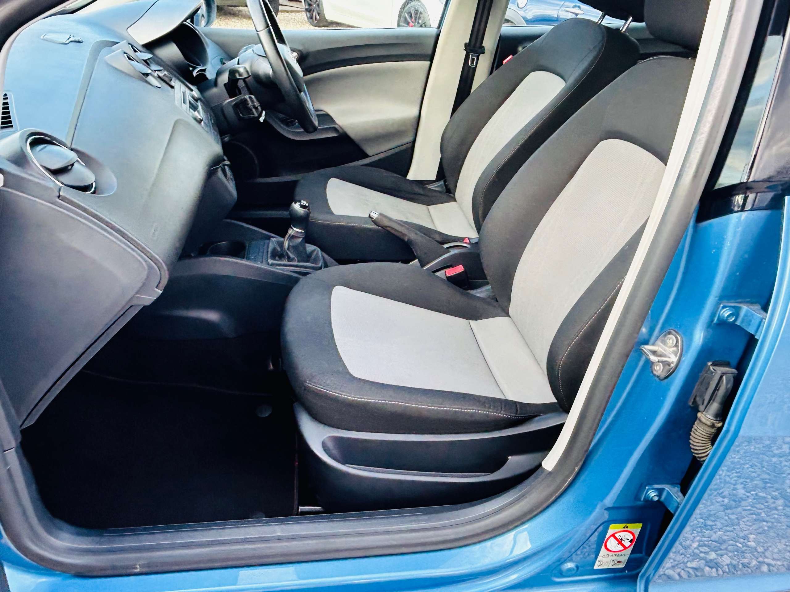 2014 SEAT IBIZA 2014 SEAT IBIZA