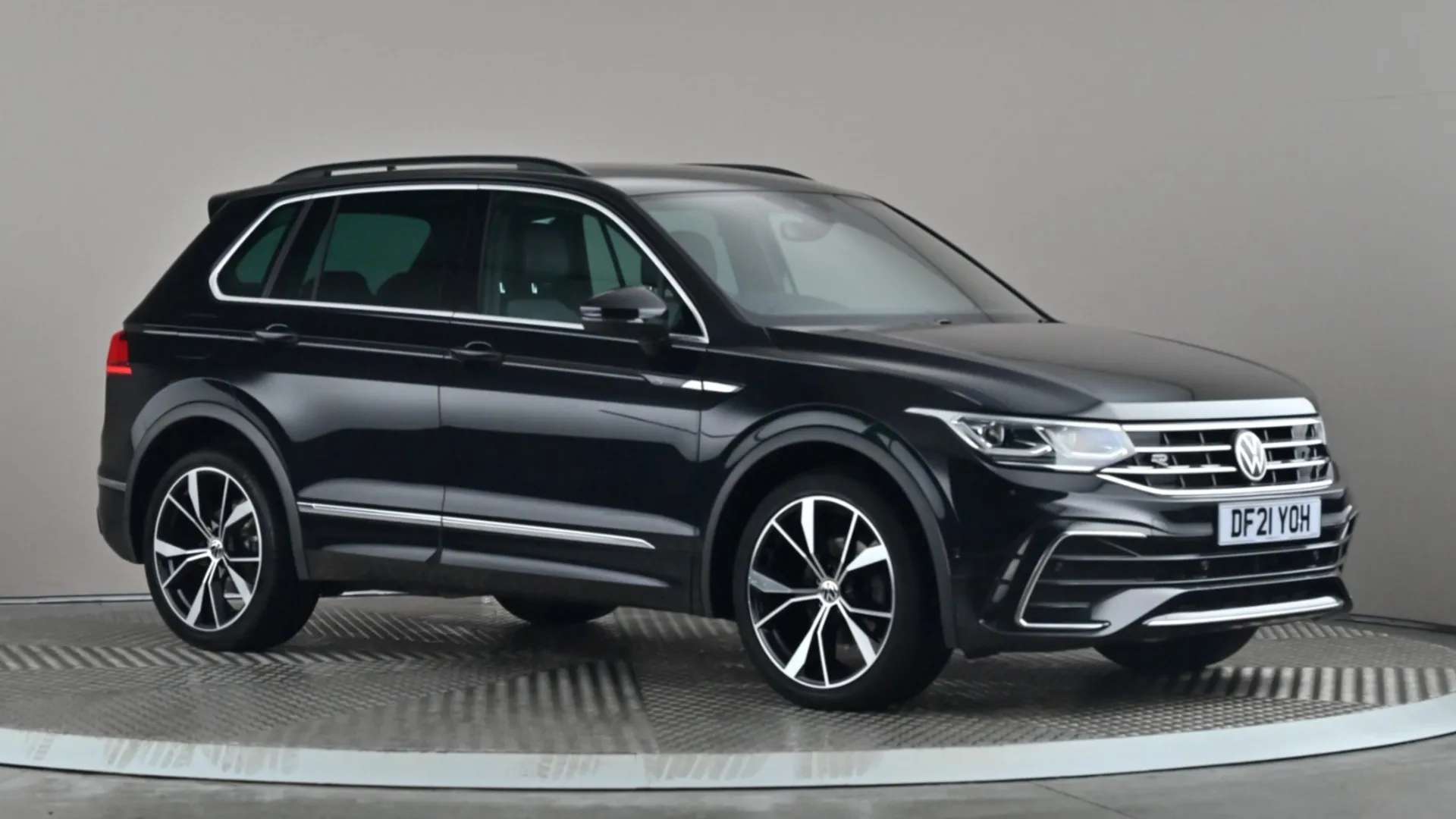 2021 VOLKSWAGEN TIGUAN 2021 VOLKSWAGEN TIGUAN