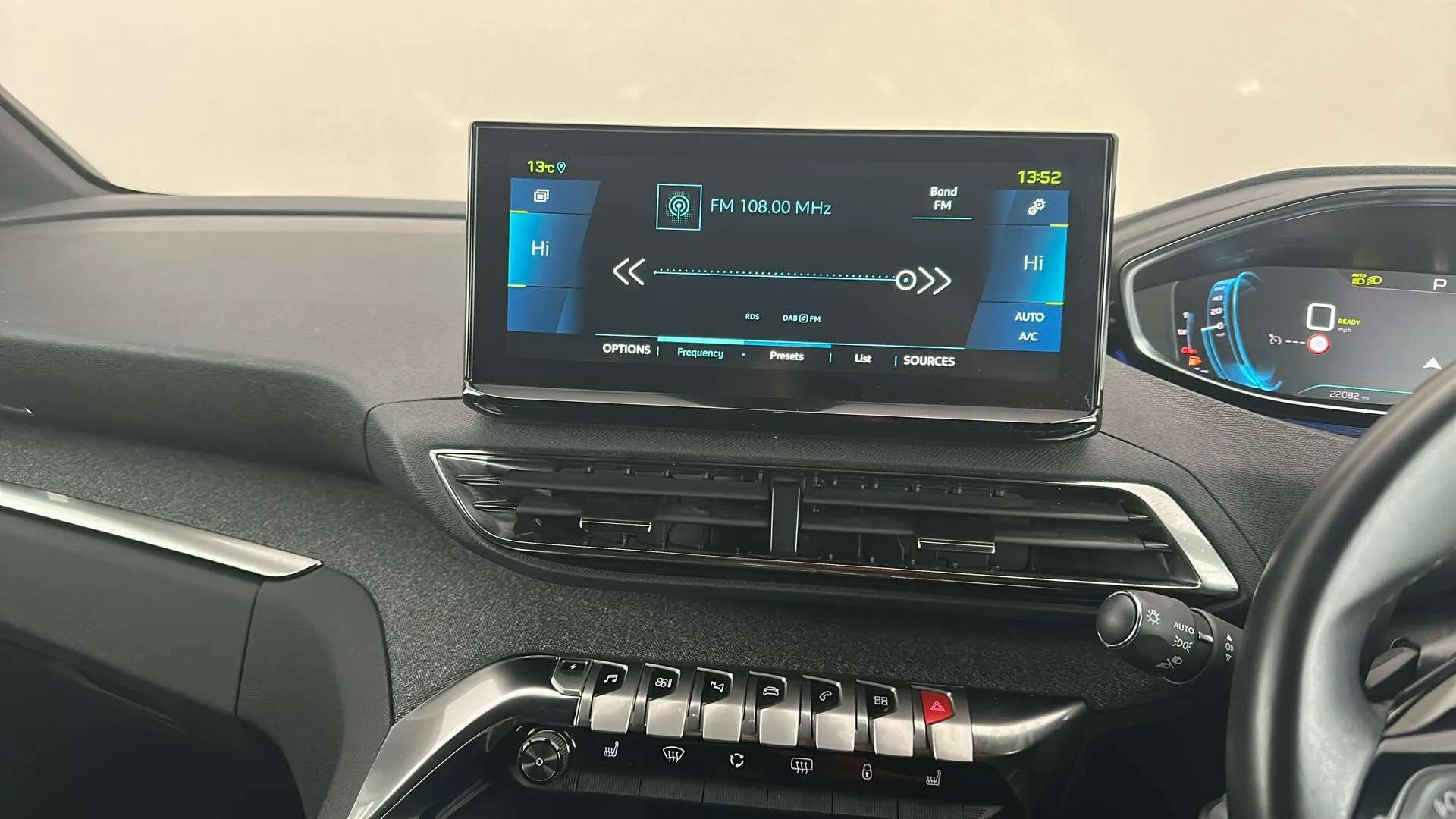 2024 PEUGEOT 3008 2024 PEUGEOT 3008