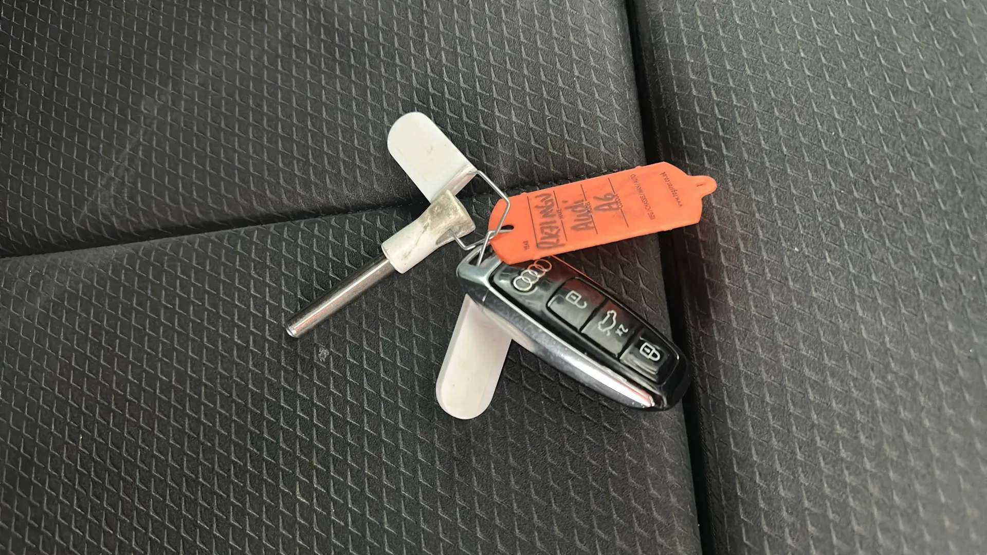 2021 AUDI A6 2021 AUDI A6