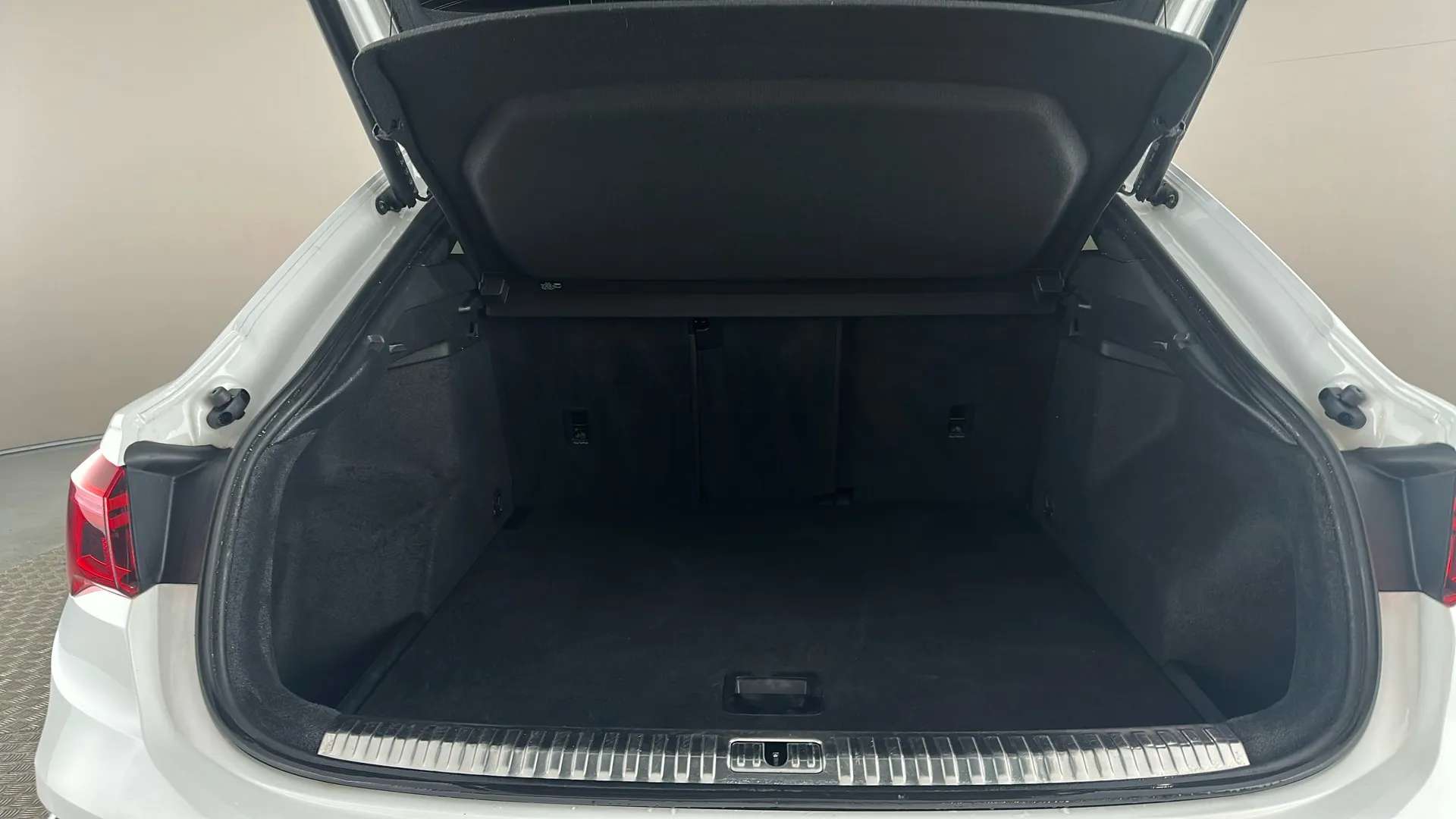 2022 AUDI Q3 2022 AUDI Q3