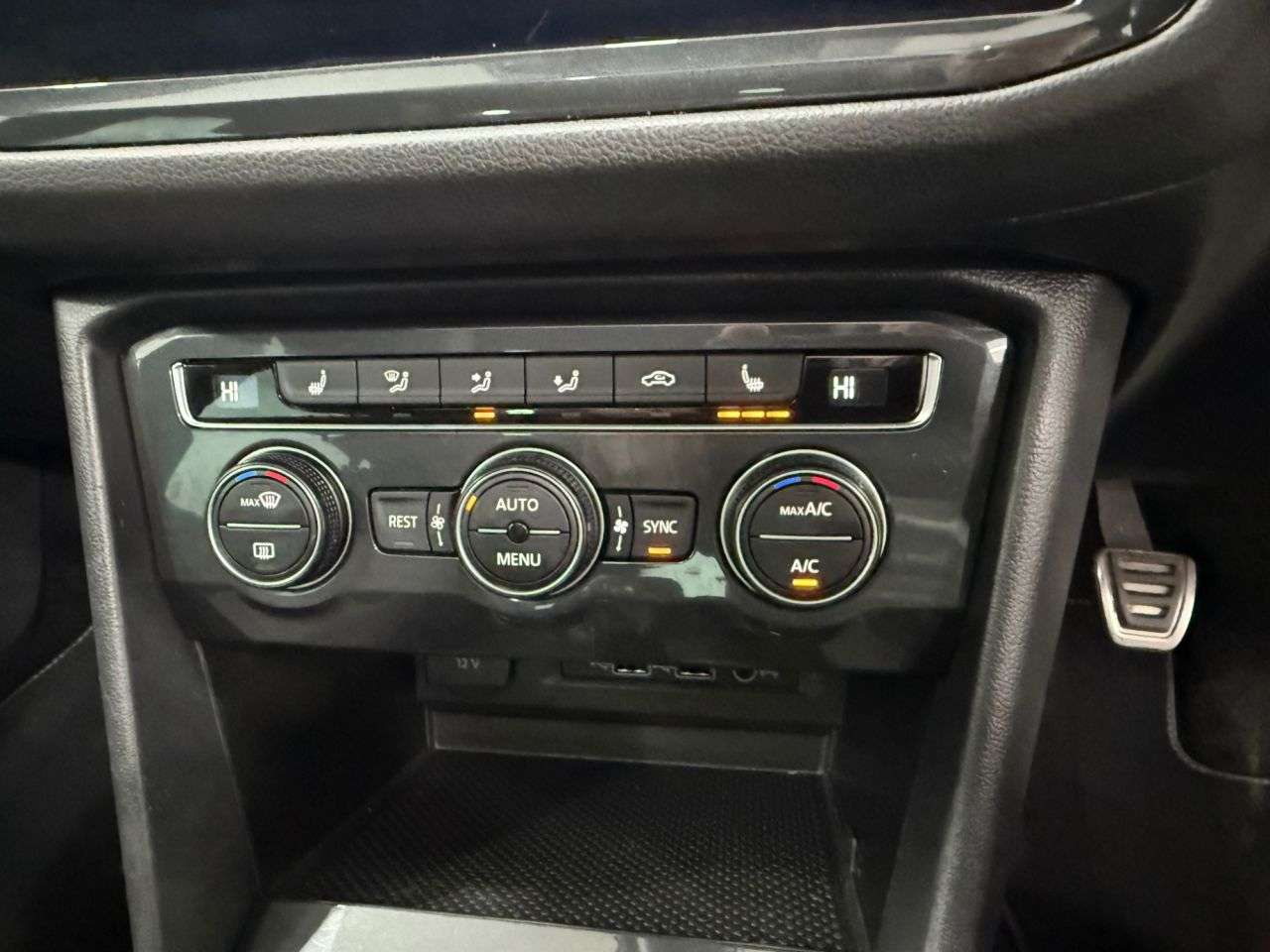 2019 VOLKSWAGEN TIGUAN 2019 VOLKSWAGEN TIGUAN