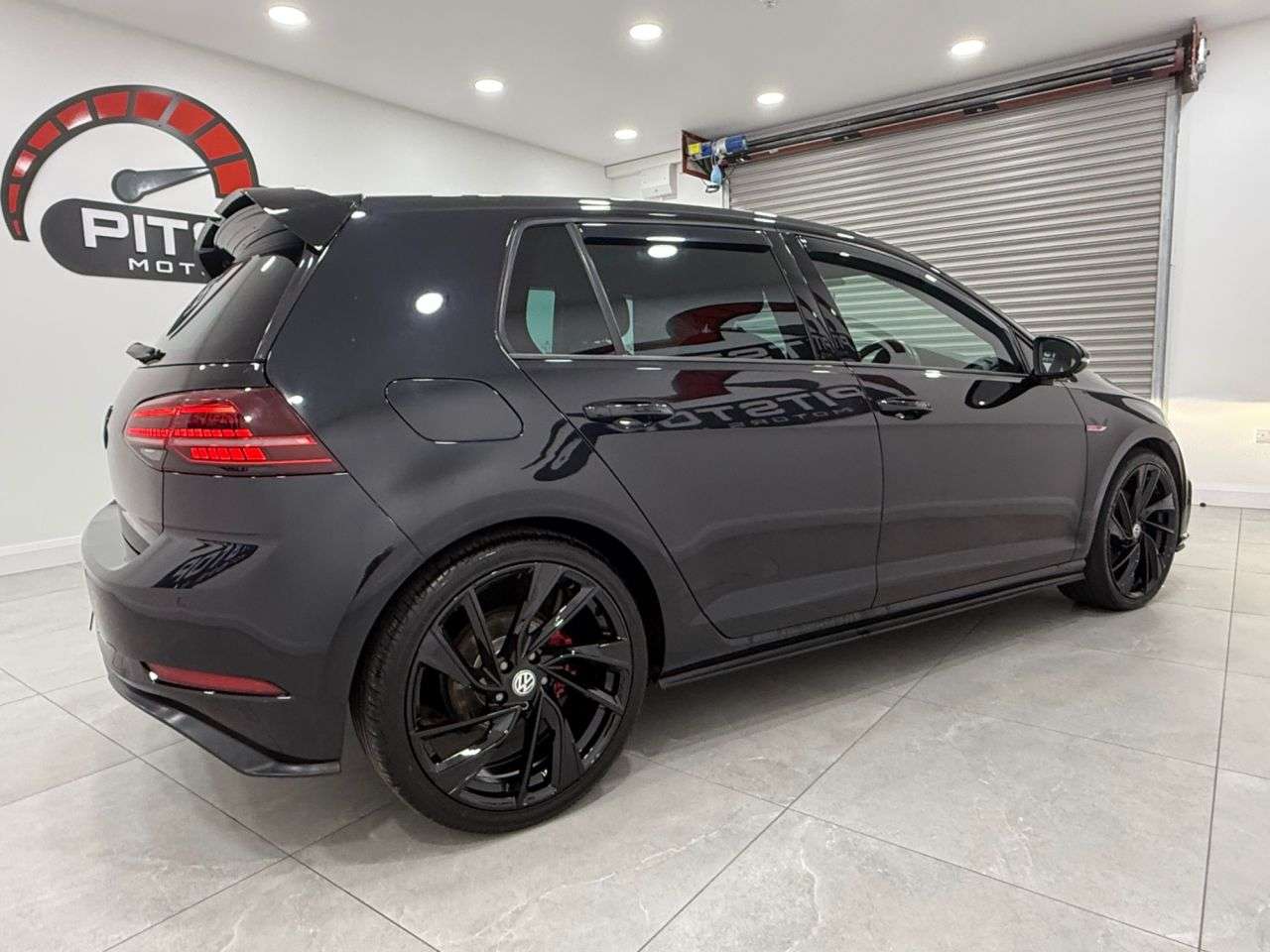 null VOLKSWAGEN GOLF null VOLKSWAGEN GOLF