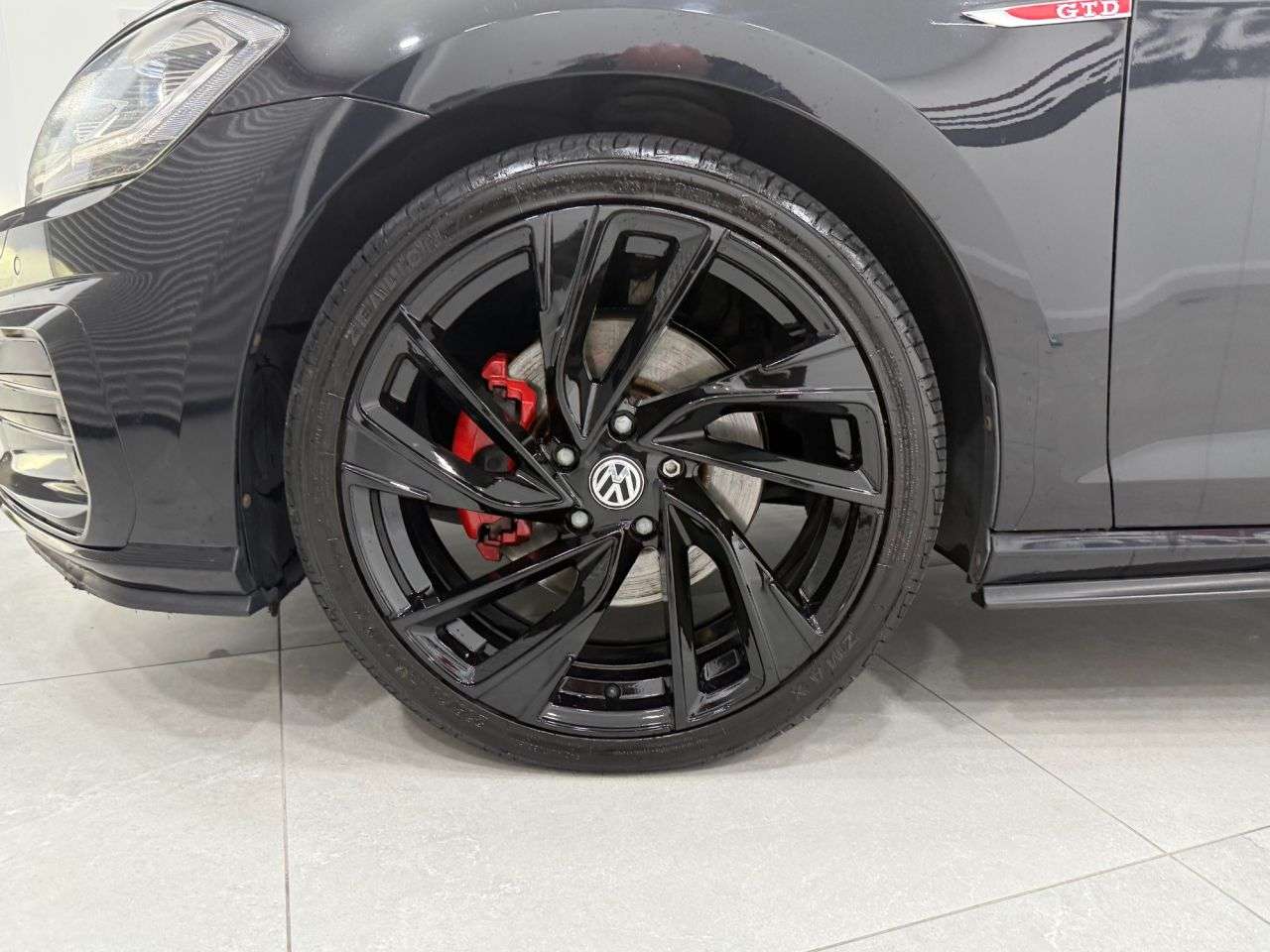 null VOLKSWAGEN GOLF null VOLKSWAGEN GOLF